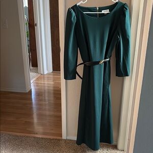 Calvin Klein Green Long Sleeve Bateau Gown vintage